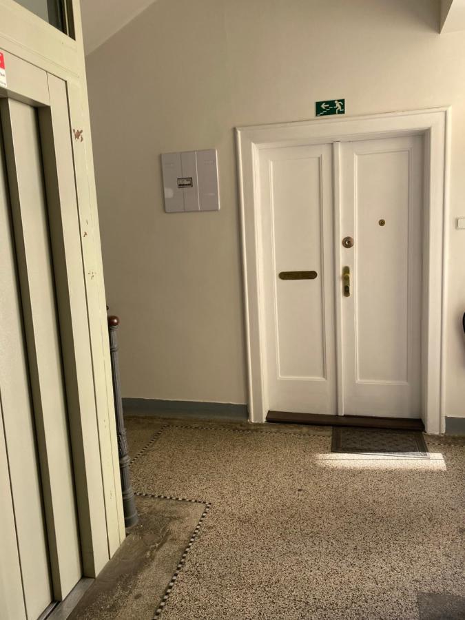 Apartman Kaiser Прага Экстерьер фото