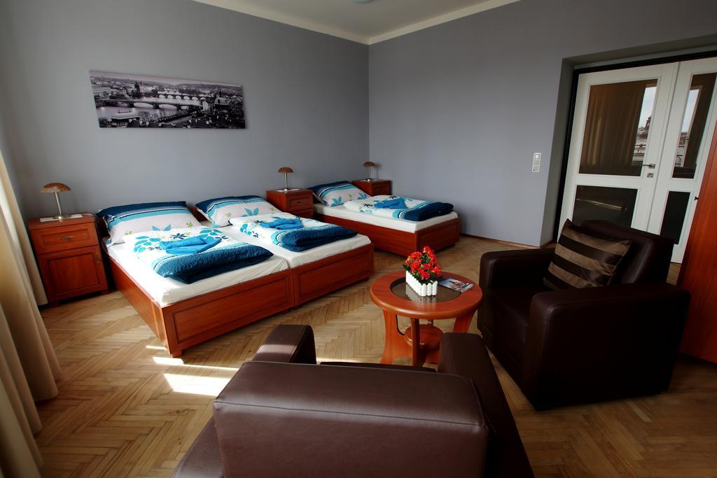 Apartman Kaiser Прага Номер фото